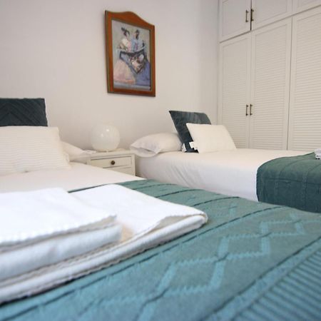 Rentalsevilla Espacioso Apartamento En La Alameda De Hercules Con Parking Kültér fotó