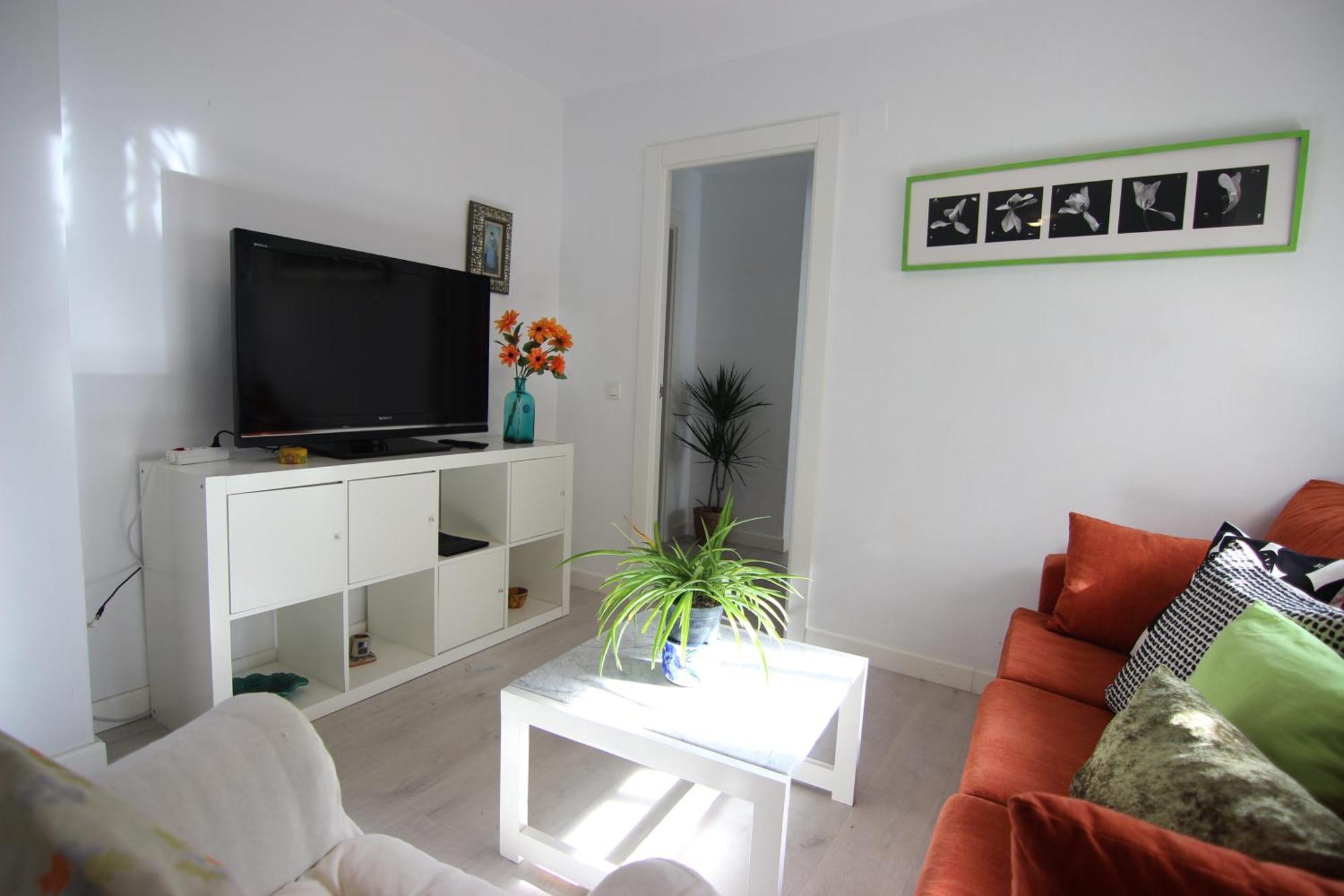 Rentalsevilla Espacioso Apartamento En La Alameda De Hercules Con Parking Kültér fotó